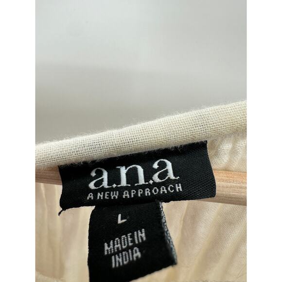 ANA A New Approach Top Women LARGE Cream Long Sleeve Floral Tassel Tie - Picture 5 of 8